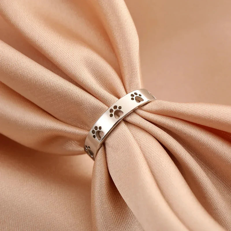 Paw Print ring in Gold Made of Silver