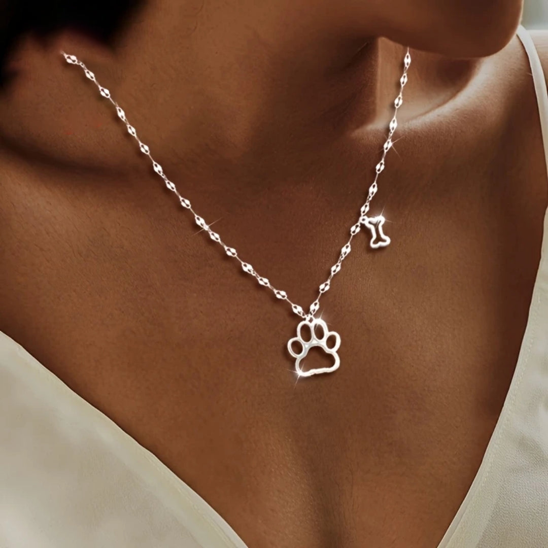 Bright Paw Silvered Necklace